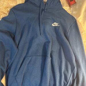 nike hoodie